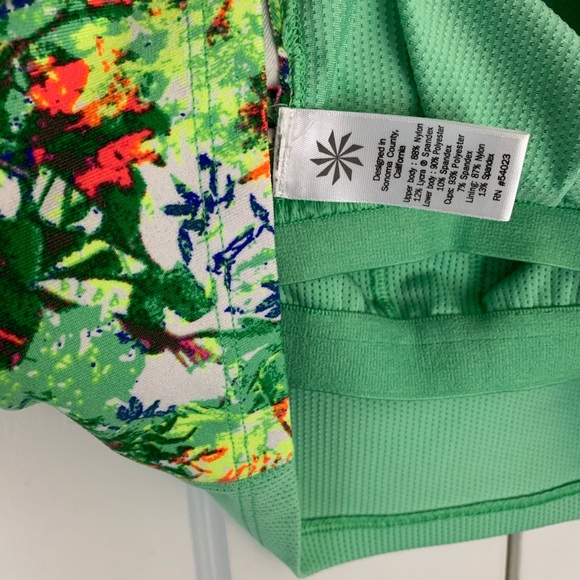 Athleta Crop Bra Workout Top Sz M - Picture 11 of 12